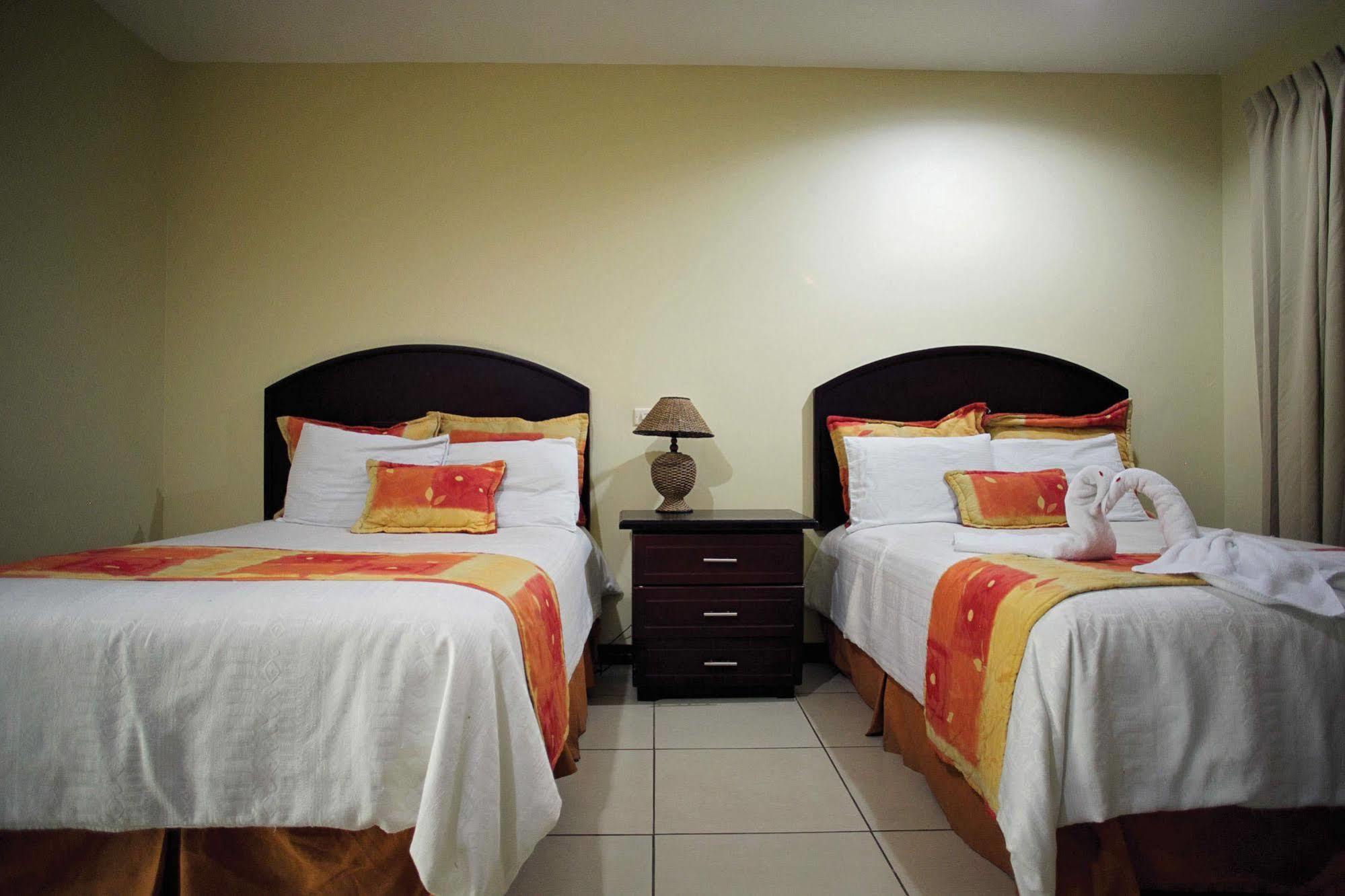 Hotel Cana Brava Inn Cañas Kültér fotó