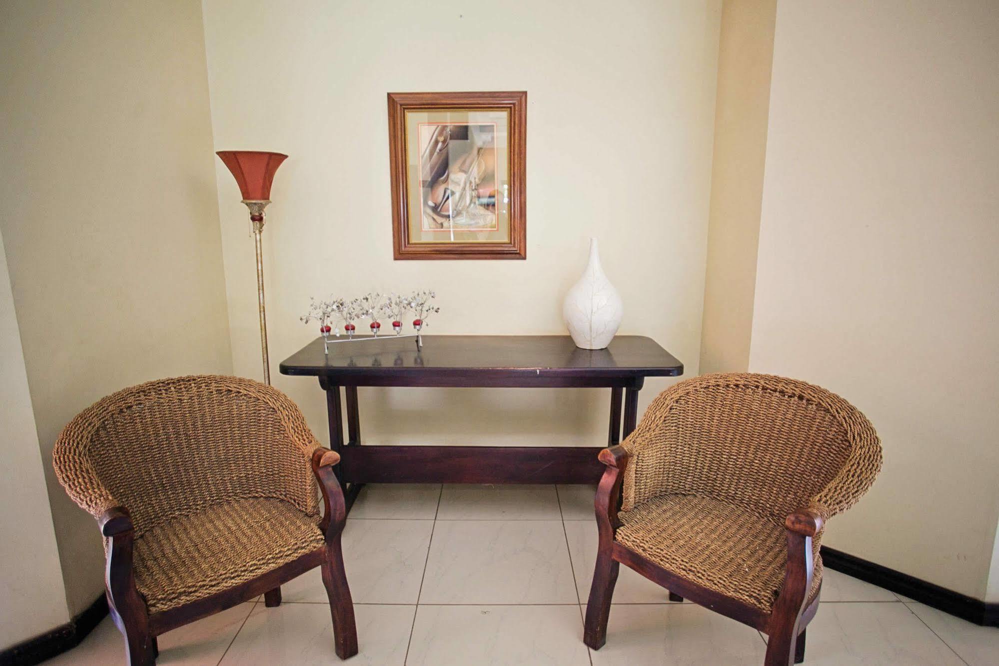 Hotel Cana Brava Inn Cañas Kültér fotó