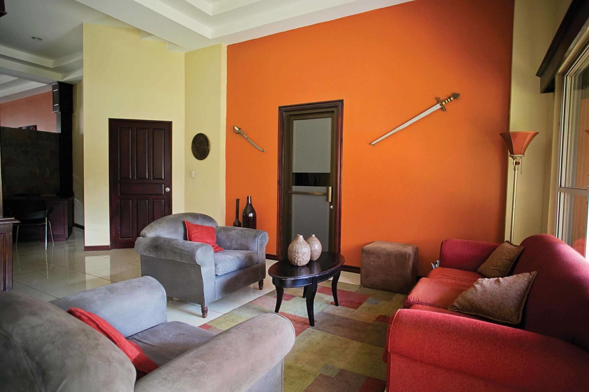 Hotel Cana Brava Inn Cañas Kültér fotó